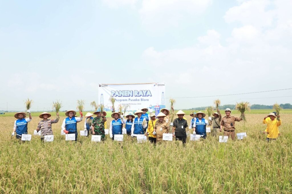 Pertamina dan Pemkab Blora Gelar Panen Raya Padi